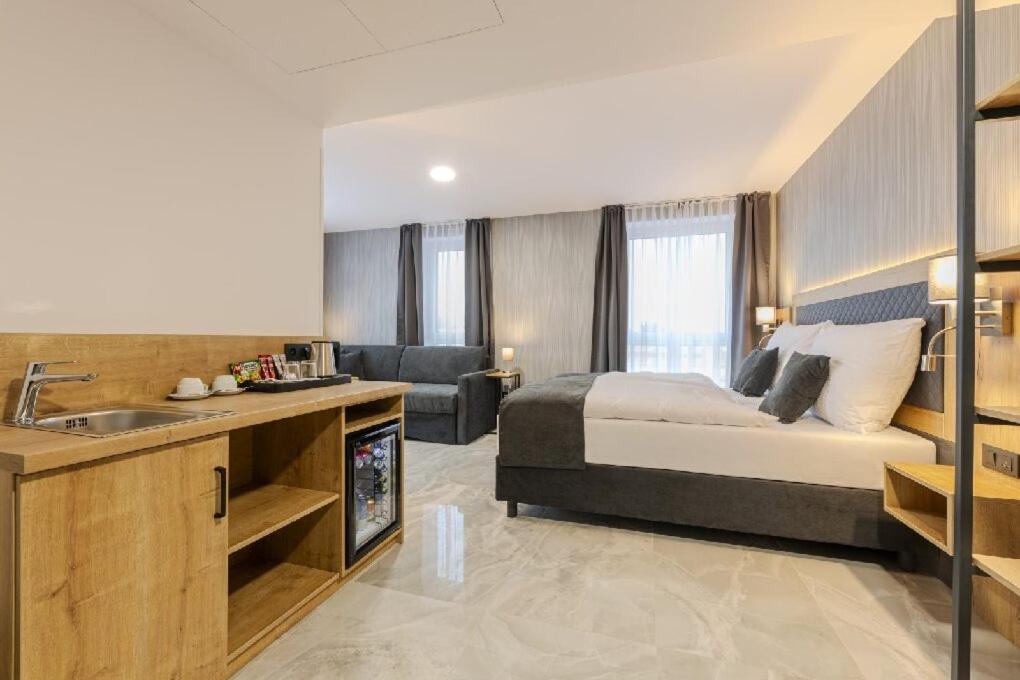 Hotel Triska บรานดิส นาด ลาเบ็ม สตารา โบเลสลาฟ ภายนอก รูปภาพ