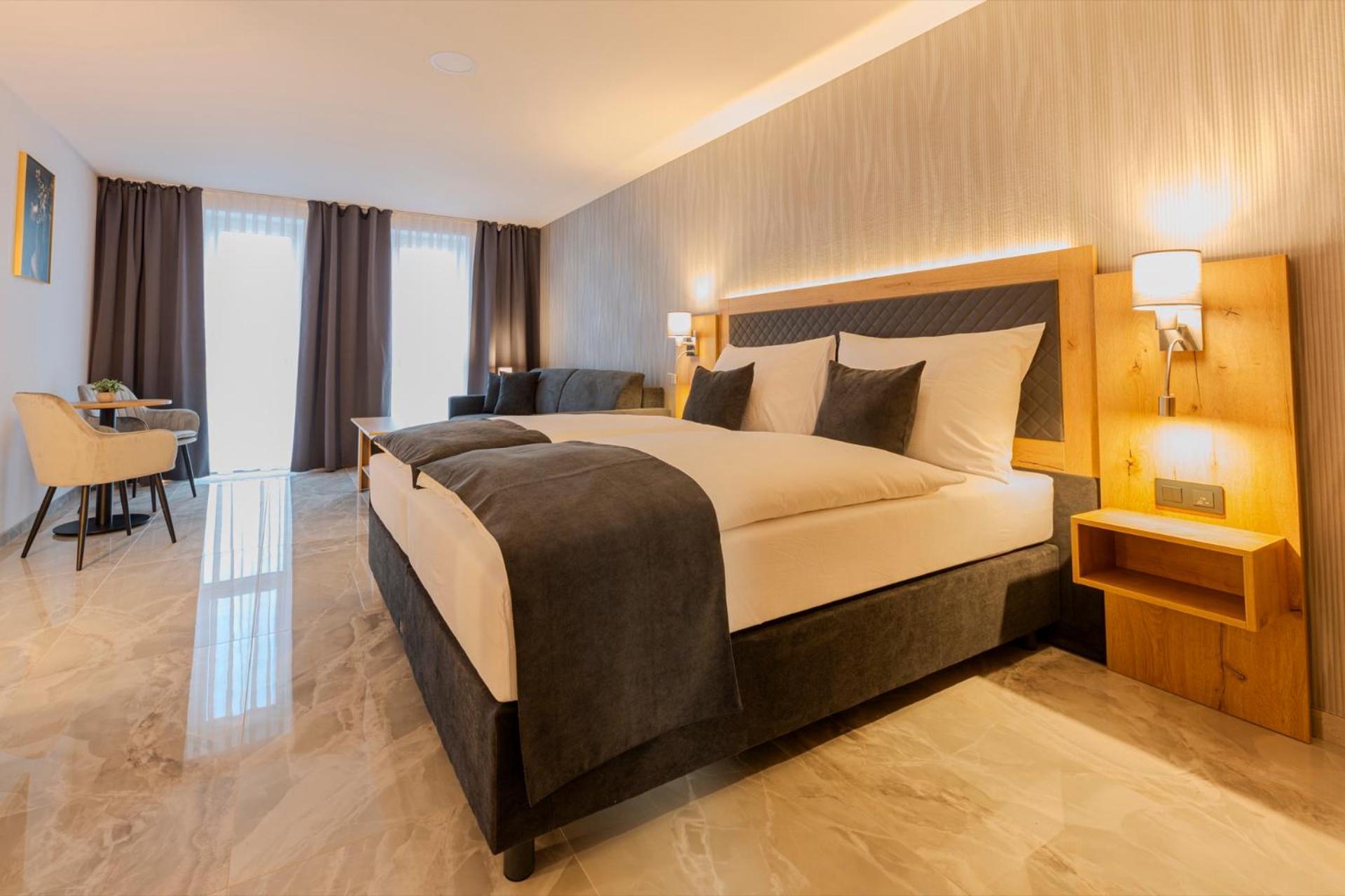 Hotel Triska บรานดิส นาด ลาเบ็ม สตารา โบเลสลาฟ ภายนอก รูปภาพ